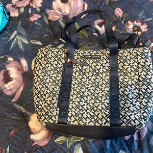 Tommy Hilfiger bag